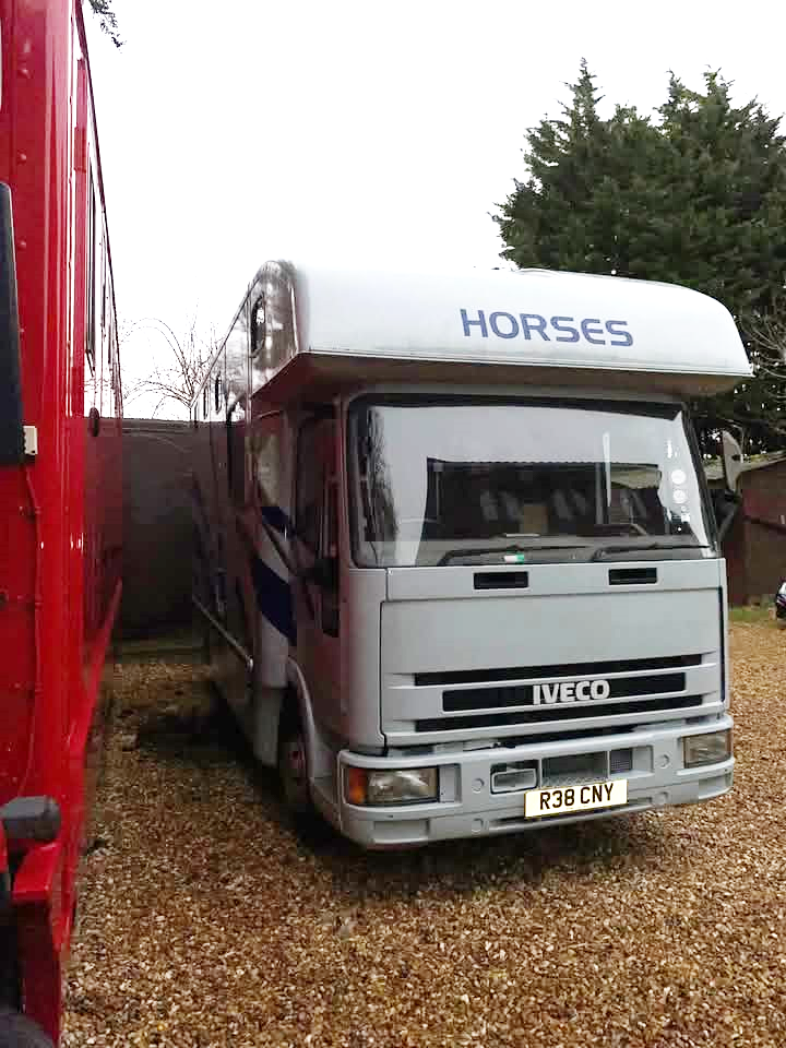 
								Highbarn Older Lorry full									